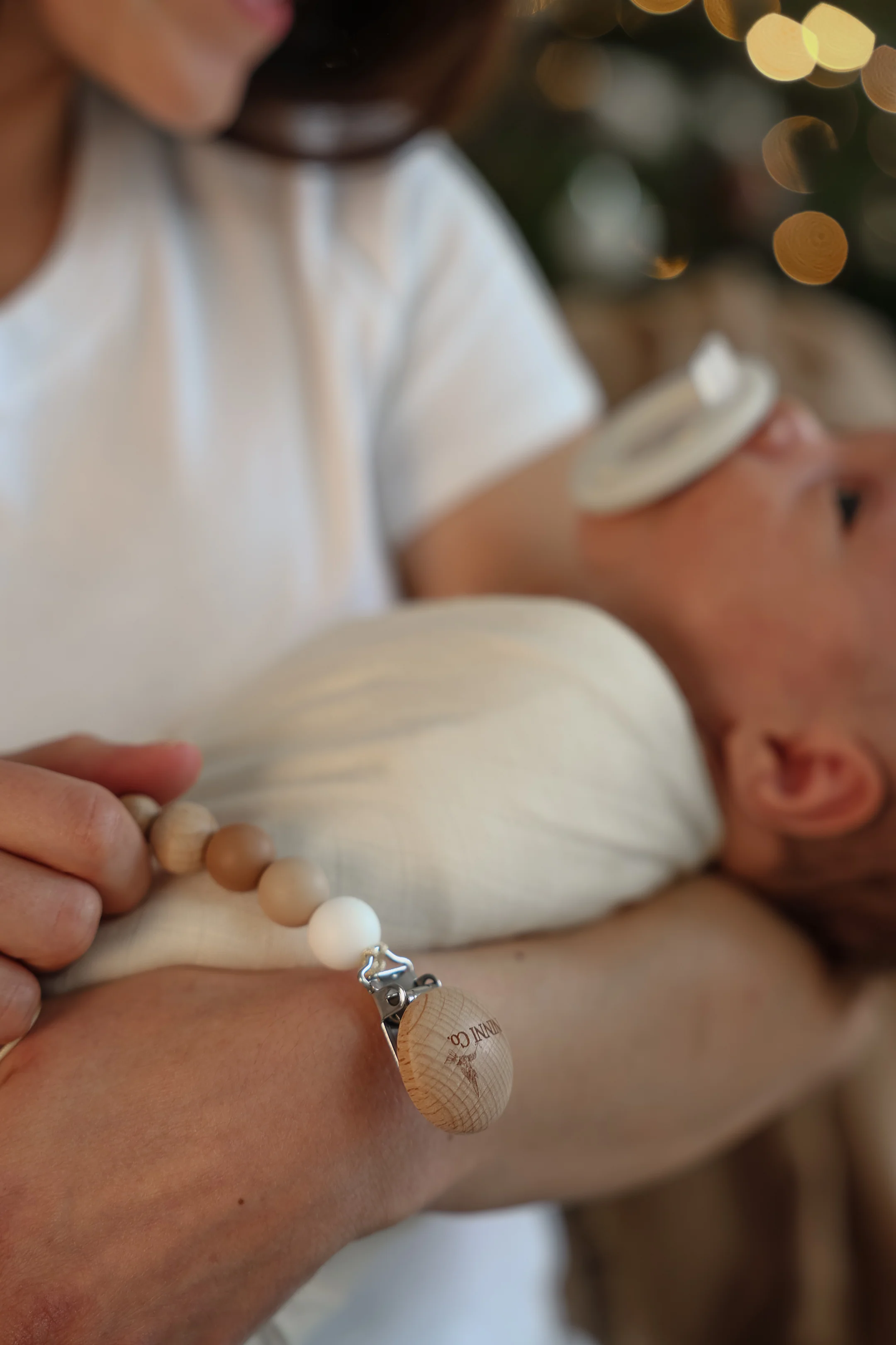 Ninni Co. Hazelnut Pacifier Clip - Image 3